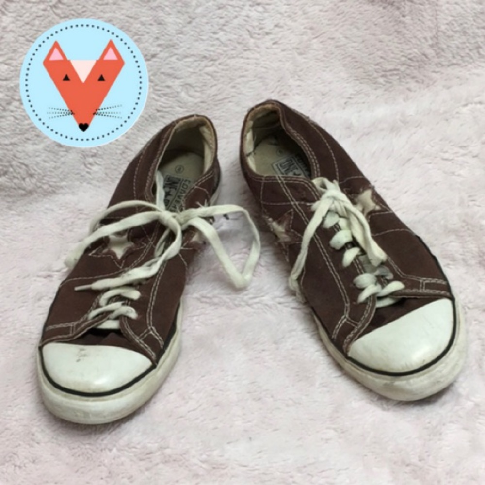 ‼️FLASH SALE‼️🦊 Brown One Star Converse